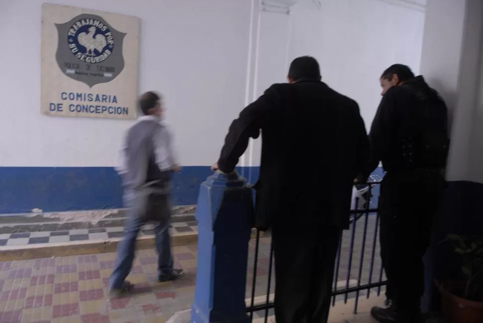 EN LA MIRA. Policías de Concepción son investigados por el fiscal Rojas. la gaceta / foto de osvaldo ripoll (archivo)