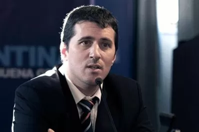 Bonadío prohibió la salida del país del fiscal Gonella y pidió su desafuero