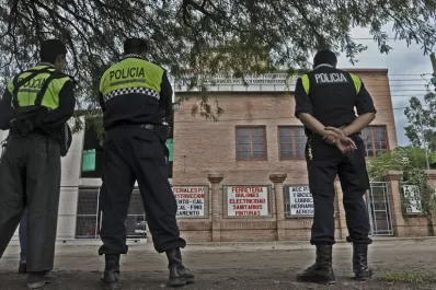 Un presunto ladrón ingresó a un corralón, recibió una descarga eléctrica y murió