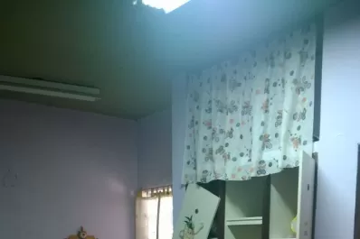 Robo y destrozo en una escuela