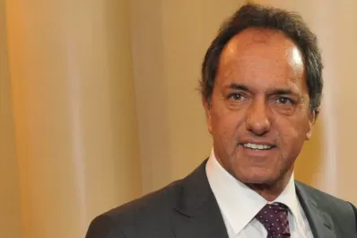 Scioli anunció que vuelve el público visitante en el verano
