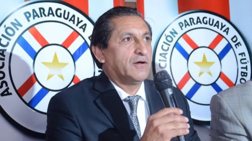 DT DE SELECCION. Paraguay tiene jugadores para conformar un equipo de muy buen nivel, por lo que me decidí por esto a pesar de tener ofertas de algunos clubes, manifestó Ramón Díaz en una nota. 