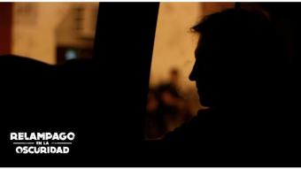 Relámpago en la oscuridad: detrás del mito