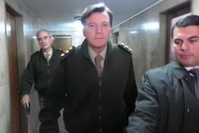 La Nación y la Provincia coinciden en que si Milani es procesado, debería renunciar