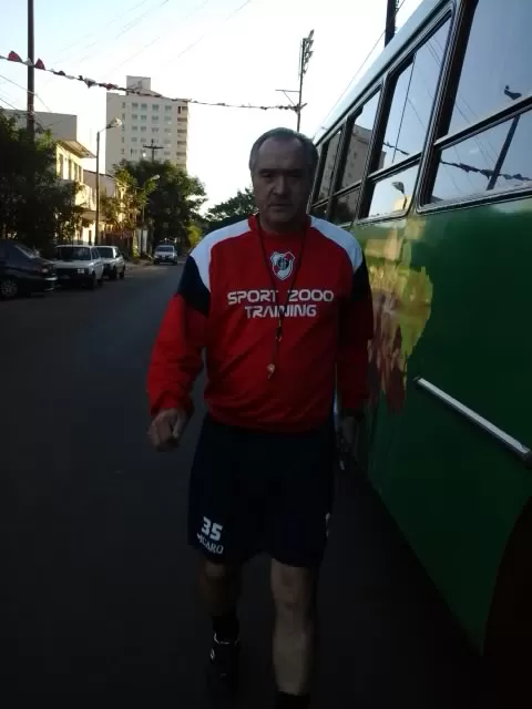 ¿DESTINO TUCUMÁN? Bianco dirigió Guaraní Franco y se ganó la consideración. clubguaraniaf.com.ar