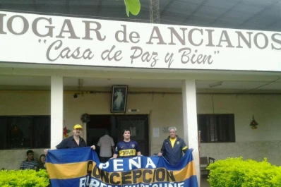 Donación “xeneize” para los abuelos del hogar de ancianos