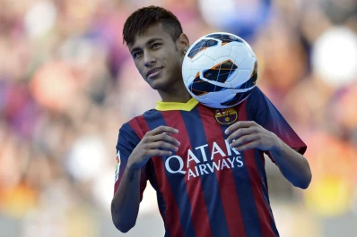 Neymar te vende hasta el champú