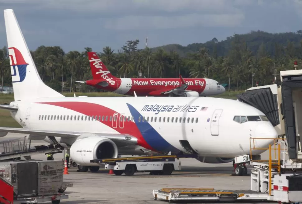 Air Asia es el cuarto avión estrellado en 2014
