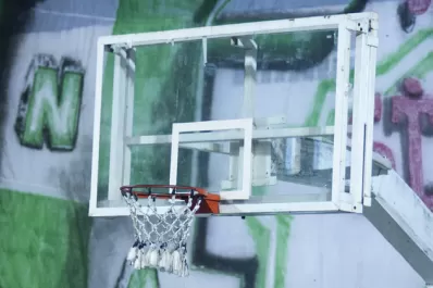 Nicolás Avellaneda emparejó el cruce