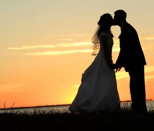 MEJOR ES PREVENIR. Antes de casarte, averiguá cuál es tu estado de salud. superacionpersonaleficaz.com