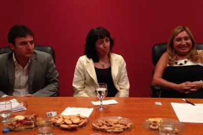 La aspirante Casen niega haber intentado condicionar a los integrantes del CAM