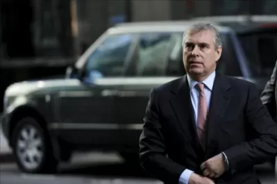 Un escándalo sexual sacude los cimientos de la corona británica