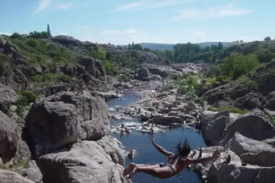 Mina Clavero ofrece encantos sorprendentes