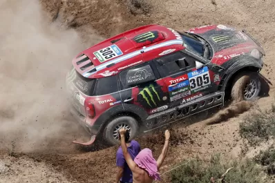 Orly Terranova ganó la tercera etapa y se ubicó tercero en la general del Dakar