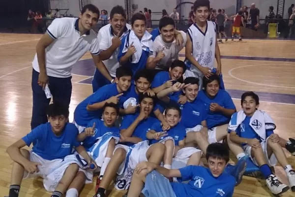 Alberdi coronó un gran año al ganar el Absoluto