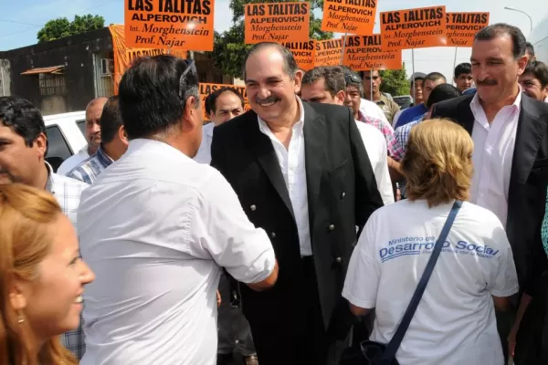 Con tres obras quiere despedirse Alperovich