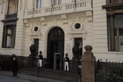 La jueza del caso Lola Chomnalez se retira por razones médicas