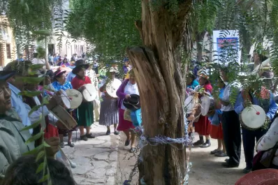 Con el Encuentro de Copleros, se pone en marcha la temporada en Purmamarca