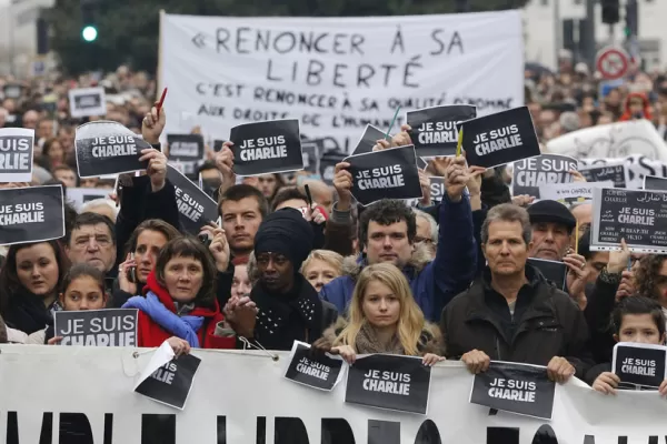 Atentado a Charlie Hebdo: París se prepara para una marcha histórica