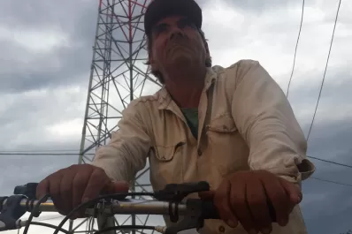 El curioso caso de los hermanos con 24 dedos, en Trancas