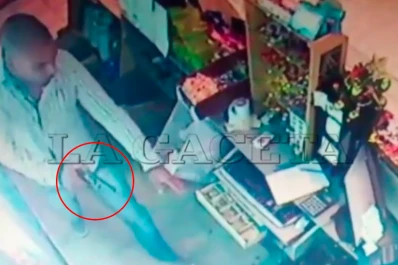 Ingresó armado a robar a un drugstore y quedó filmado