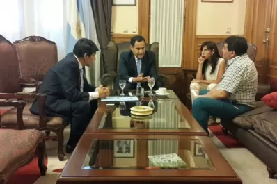 El PE afirma que le depositará los sueldos, pero Orellana duda