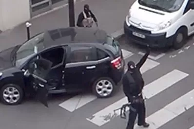 El grupo terrorista Al Qaeda se adjudicó el atentado a Charlie Hebdo