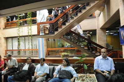 Sojeros tucumanos sortean restricciones del Banco Nación