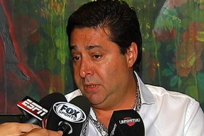 Angelici: El mercado de pases está difícil porque los clubes piden cifras muy elevadas