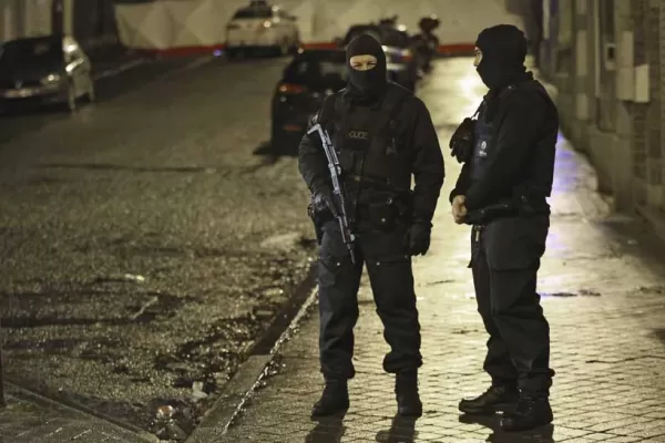 Europa en alerta: arrestan en Francia a 12 personas supuestamente vinculadas con ataques en París