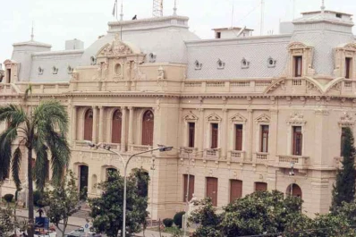 Ofrecen recorridos gratuitos para visitar edificios históricos de la capital de Jujuy