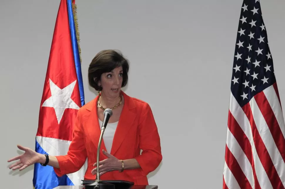 ESTADOUNIDENSE. Roberta Jacobson habla en la conferencia en La Habana. reuters