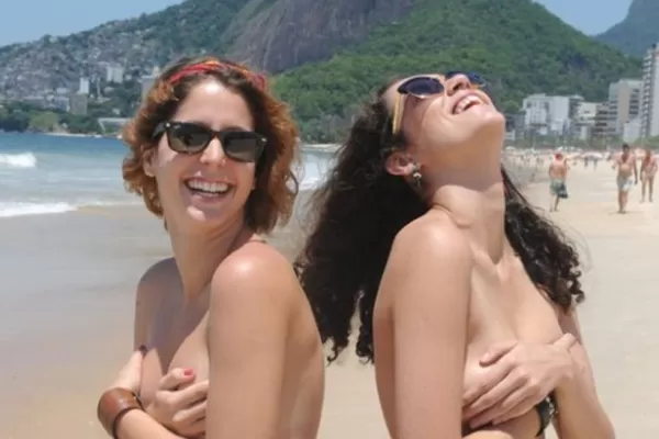 En Brasil, se desnudaron para protestar  porque no las dejan hacer topless