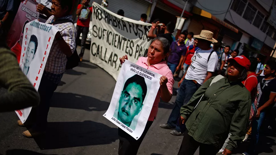 CONMOCIÓN. El caso de los estudiantes desaparecidos sacudió a México y al mundo. REUTERS