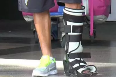 Por la patada de Leonel Vangioni, el juvenil Cristian Pavón será operado y estará dos meses inactivo