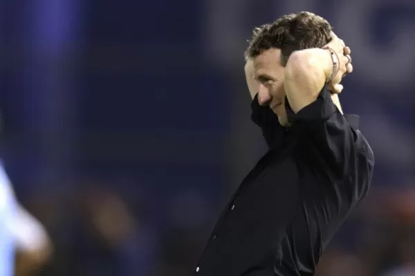 Pavón se fracturó y estará dos meses afuera