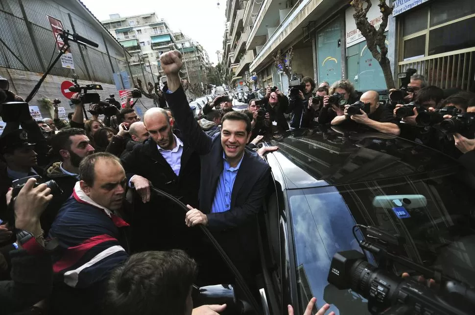 TRIUNFO. Alexis Tsipras se convirtió en el primer ministro más joven del país. reuters 