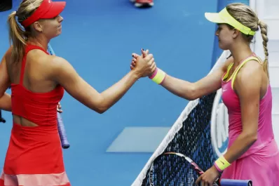 Sharapova ganó el duelo entre las más lindas del circuito