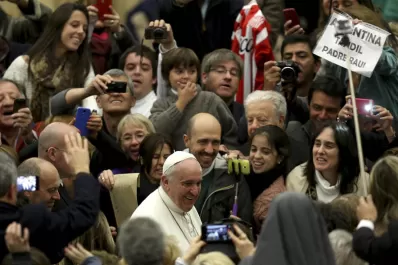 El Papa acusó a padres ausentes por el comportamiento desviado de los jóvenes