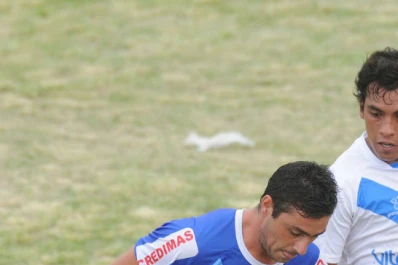 La lluvia postergó la semifinal en Concepción FC