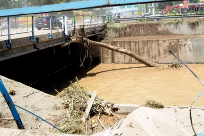 El agua llegó a un metro en algunas casas