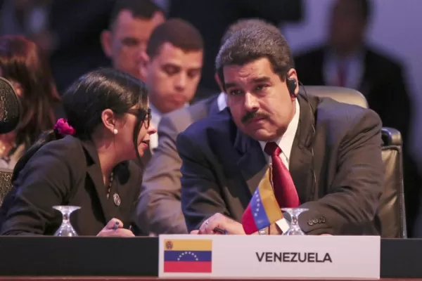 Maduro tildó de saboteadores a ex jefes de Estado