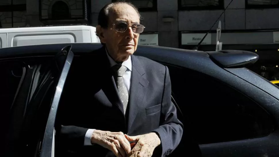 MAGISTRADO. Fayt evitó referirse esta mañana a la muerte del fiscal Nisman. FOTO TOMADA DE INFOBAE.COM
