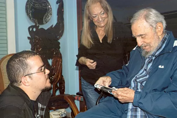 Reapareció Fidel Castro después de seis meses