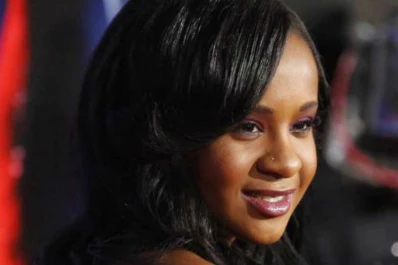 Médicos afirman que la hija de Whitney Houston tiene muerte cerebral