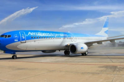En Twitter, la cuenta de Aerolíneas se burló de una pasajera