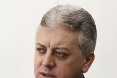 Rousseff elige a un banquero para Petrobras