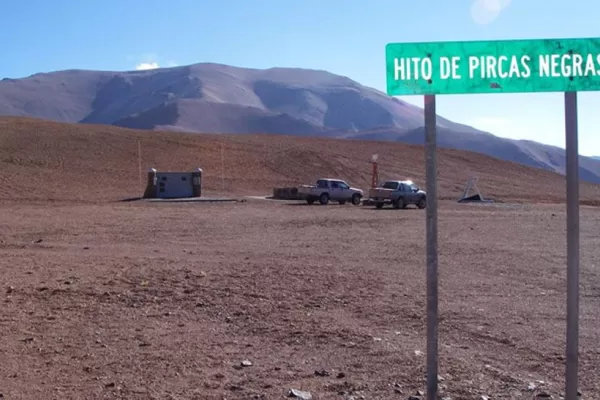 Cortaron el paso internacional a Chile por La Rioja por las crecientes