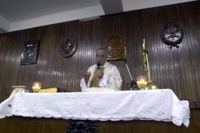 Despiden al padre Emilio Parrado en una misa exequial