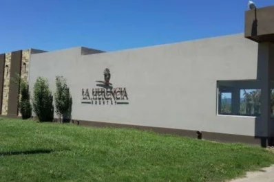 Ladrones entraron a un country y robaron en una vivienda